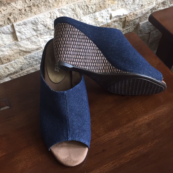 AEROSOLES Shoes - Aerosoles wedge